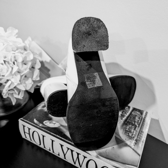 ELLE White Gogo Boots - Picture 3 of 3